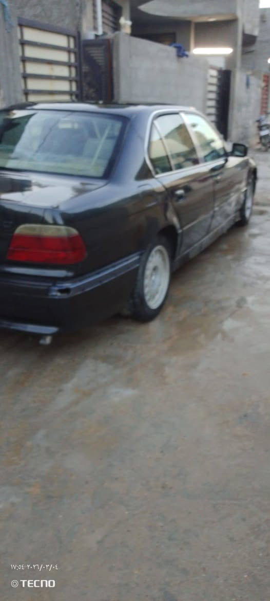 السلام عليكم ورحمه الله
وبركاته 

بي ام موديل 98 السعر ب50 وبيه مجال 
 رقم  انكليزي سنويه ل28 مكينه جديده حداديه جديد  تبريده ثلج  وتدفه 
كهربائيات شغاله قماره وتكم وستيرن مدوشمات ارضيه جلد دمام بلجنطه مصفره غرمات السياره كلش حلوه كشره صافي أحله من الصوره سنتر لوك 
الشراي يجي يقتنع وبي خير ويدلل 
لتواصل ***********
