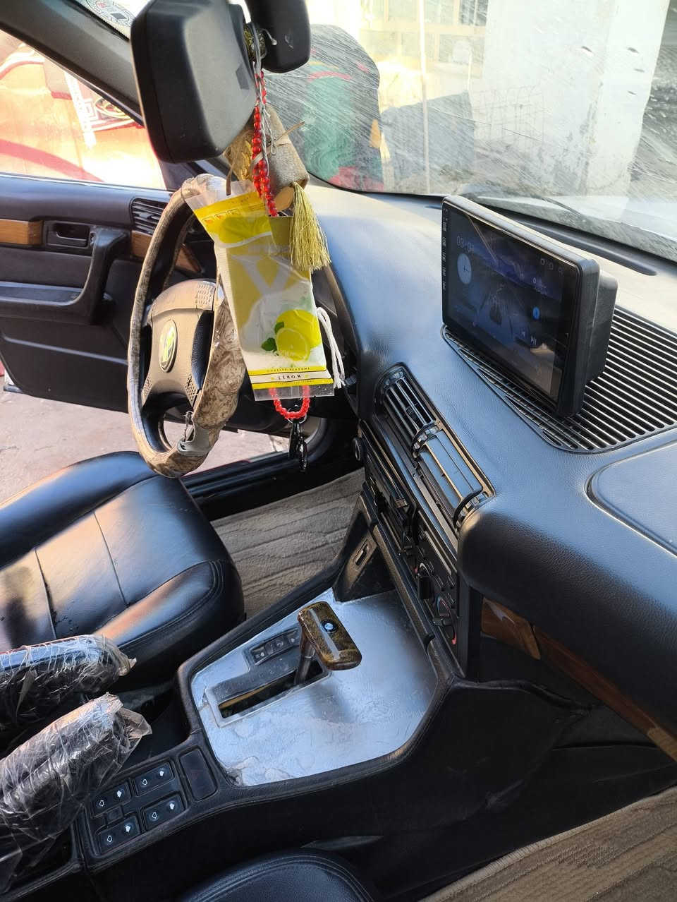 لبيع أصل 525 بجم عريض مسكر مكينه كفاله كير شرط 260 غرفه جلد شاشه ايباد كامره خلفيه حداديه جديده بلتات موجوده ويل خليه أصلي تبريد نقص راديتر وكنبريسر فقط الباقي شغال سنويه 29,بسمي مداور شوكت ميعجبك رقم مميز  اهوي تفاصيل بيه السعر66بابل القاسم ع رقم التلفون *********** عليه ادامه
