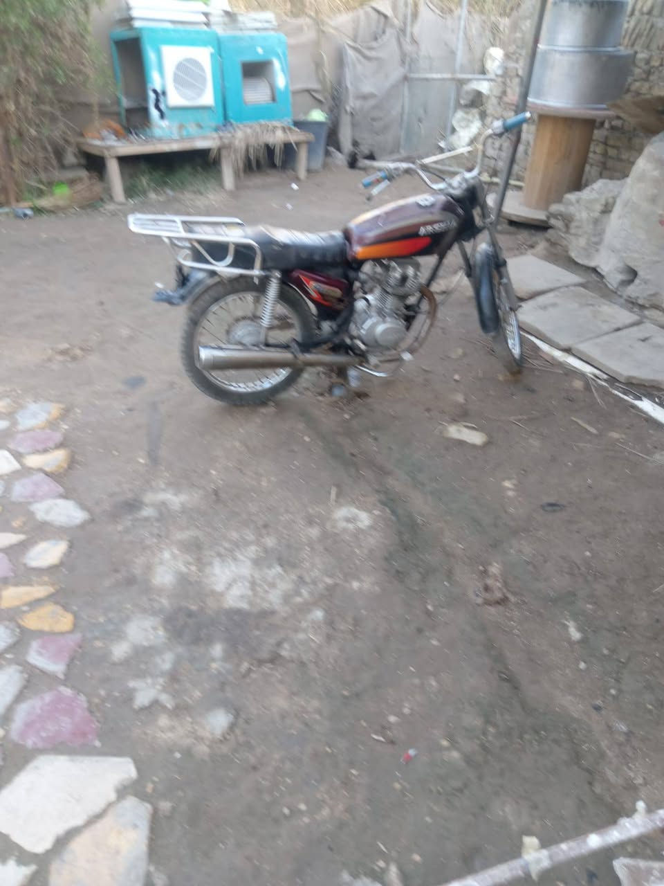 للبيع اربعه كير كلك مكينه ارشه 20دراجه حلوه مال شغل شراي اتصل ‏‪0771 674 4989‬‏ السعر 250وبيه مجال
