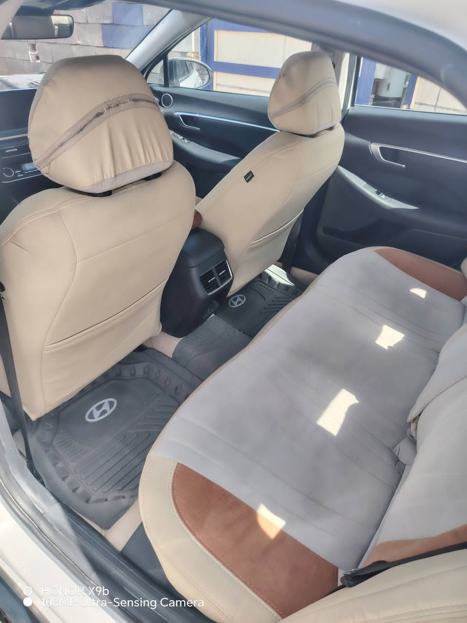 سلام عليكم هونداي سوناتا ٢٠٢٣ وارد أمريكي معوقين بيهة طخات فقط ماكو ضربة قوية صور الحادث موجودة ومكانات صبغ سيارة فول الفول وكالة عامة تريد خاصة السعر ١٥٥ لاستفسار ***********
