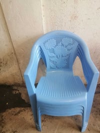 كراسي للبيع السعر خاص اصليات ٠٧٨١٤٤٢٨٤١١