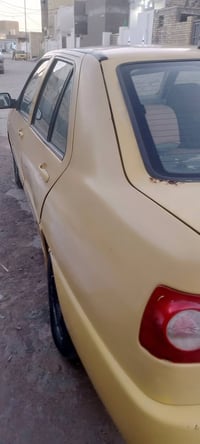 سياره شيري للبيع جاهزه السعر 15 وبيه مجال الشراي يتصل على الرقم 077082...