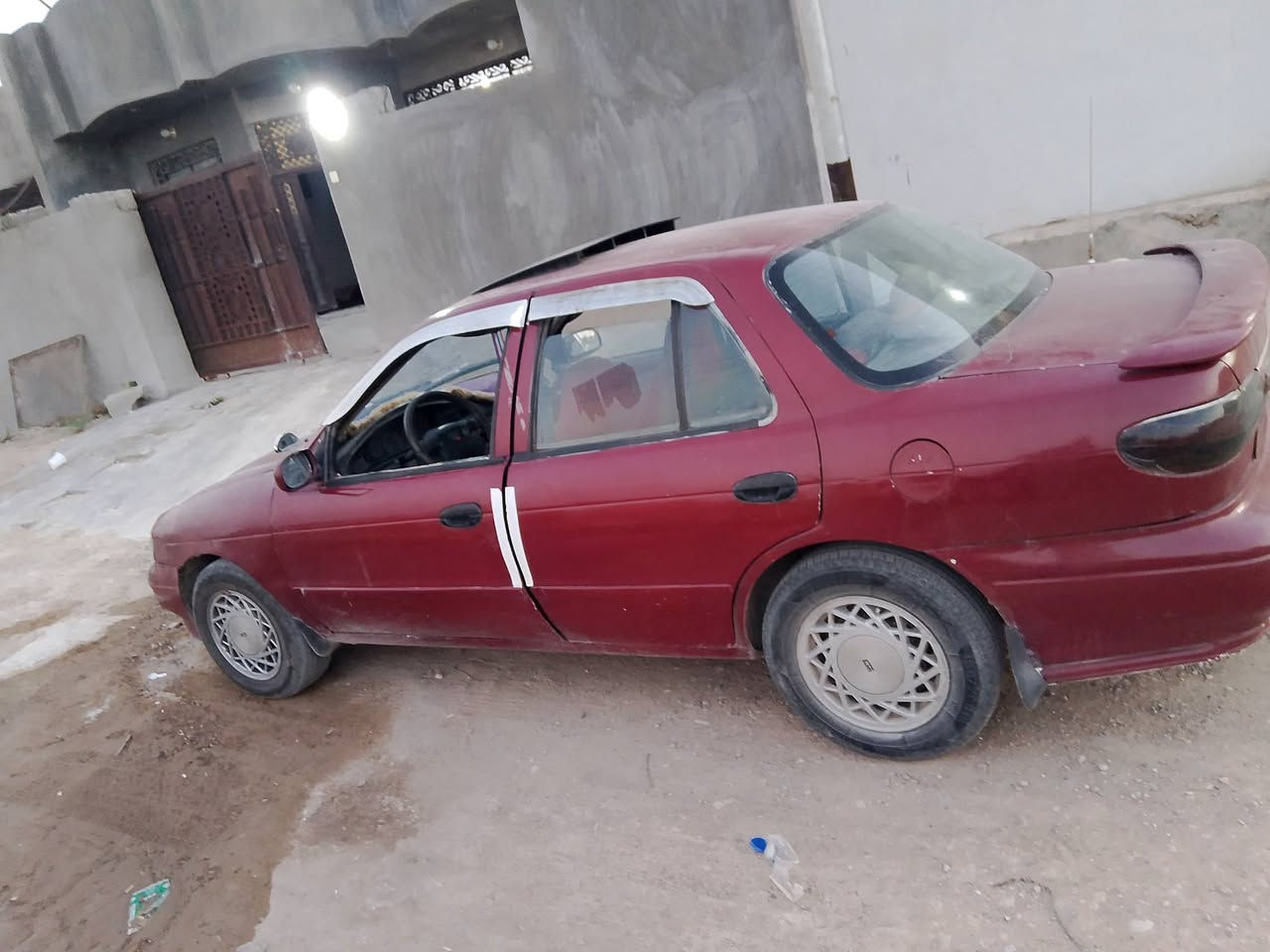 سيفية للبيع مديل 95 سيارة خير من الله سنوية صارلهة سنة ساقطة صاحبهة موجود يمي محرك خير من الله لاتبخير ولا تنقيص كير خير من الله السعر 25 بيهة مجال شي قليل  رقم  ***********
