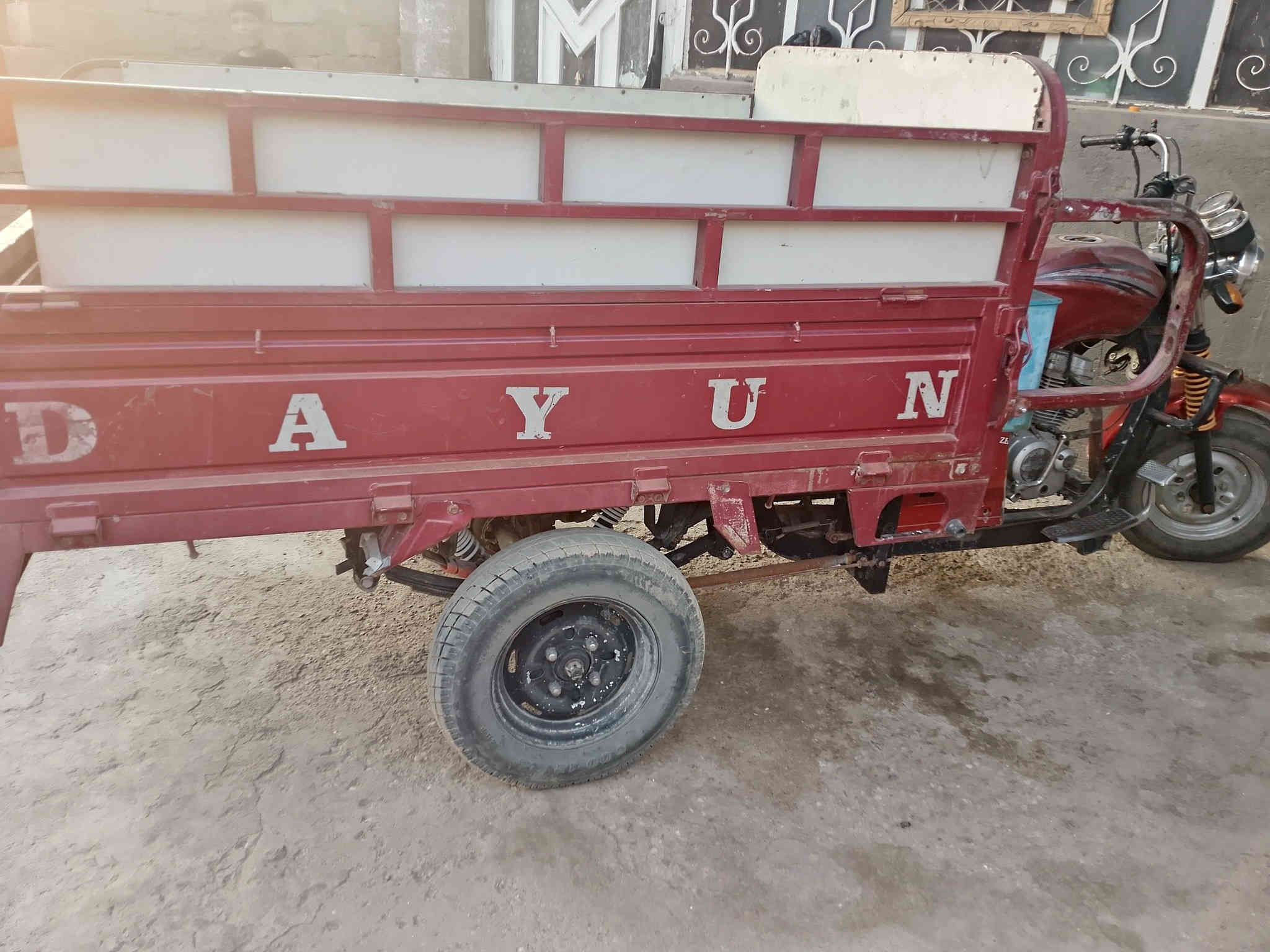 السلام عليكم ستوته لبيع موديل 17 اوراق بغداد السعر مليون وبيها مجال المكان كوت حي الحكيم الثانية  الاتصال ***********
