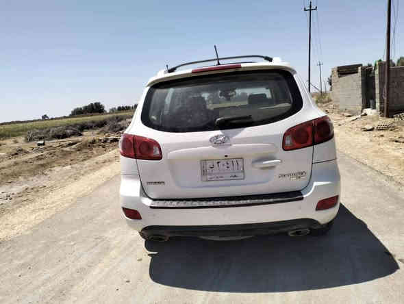 للبيع
سنتافيا ٢٠٠٩ محرك ٦ سلندر ٢٧٠٠

رقم بغداد مكانها واسط قضاء الحي 
سعرها ١٤٠ 

الشراي يتصل 

***********
