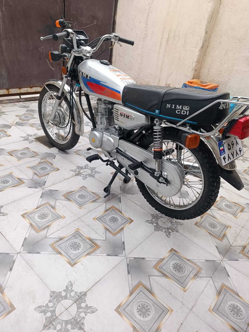 سلام عليكم ناما امتياز للبيع موديل 2027 كفاله عامه كهربائيات كلها شغاله دراجه جديده بعدهي جيس وصل معرض اوراق كامله مكاني طويريج السعر 650 وبيها مجال ***********
