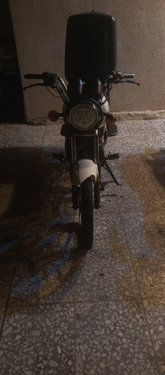 السلام عليكم دايوان نفخ للبيع موديل 21 اوراق اصولي الدراجه كامله من كلشي العنوان بابل قضاء المحاويل السعر مليون و300وبيها مجال حك الجيه


**إذا كنت صاحب هذا الإعلان وتريد حذفه لأي سبب، رجاءا أرسل رسالة إلى الدعم الفني**