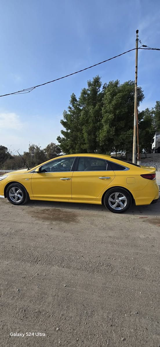 سوناتا للبيع
الموديل ٢٠
رقم بصره 
السعر ١٧٥ 
البصره قضاء الفاو 
***********
