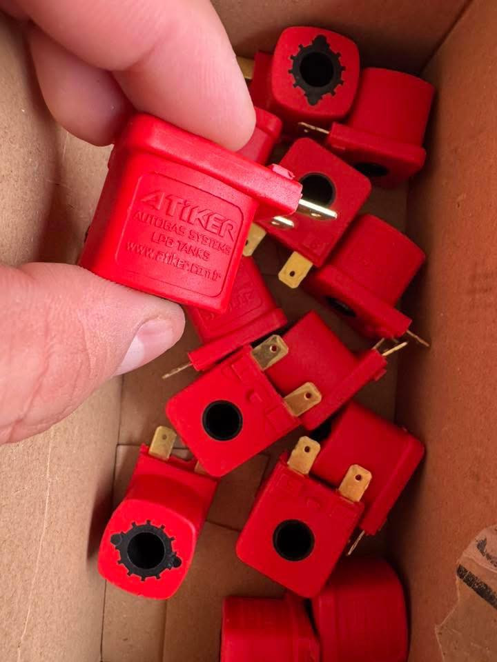 ***********
***********
