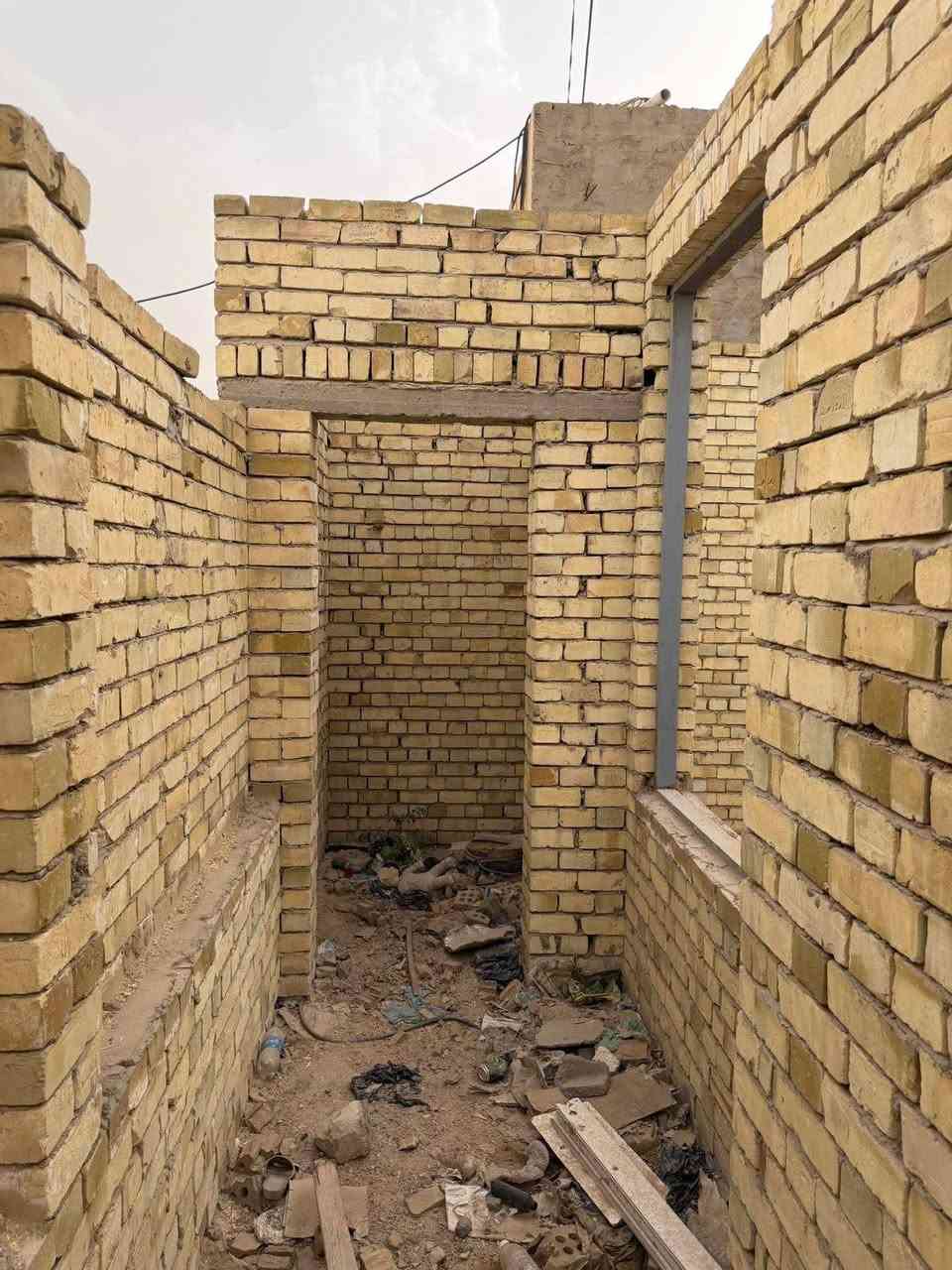 هيكل بيت للبيع 200متر 

شارع المطار الجديد مقابيل المطار 

فرع محطه العابدي لغسل السيارات 
غرفتين 
صاله 
مطبخ
هول مفتوح على الاستقبال 
وتخاريج

السعر مناسب جداً


**إذا كنت صاحب هذا الإعلان وتريد حذفه لأي سبب، رجاءا أرسل رسالة إلى الدعم الفني**