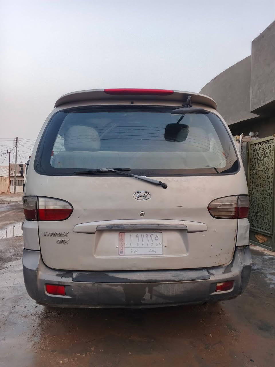 للبيع ستاركس  بالسنوية 2004 بس هية 2007
بأسمي رقم الماني مشروع وطني تحويل ثاني يوم

السيارة بلاديه ما مصبوغه شواصي منگدات وعمرتهن بليت مال سكانيا باجات شغل مضبوط

بيها طخات موضحه بالصور

گير ومحرك جدد 

سوبر جديد

تخم تايرات كلهن جدد

باتري جديد

كهربائيات كله شغال

سنتر لوك شغال 

السيارة 11 راكب

السيارة حلوة ومال خبزه بيها خط مشتل عبيدي بس يتفعل 

مكان السيارة بغداد جسر ديالى قرب مجمع بسمايا السكني 
السعر رايدها ب 65 وبيها مجال بسيط 

*********** أثير 
***********أسيا +واتس اب
