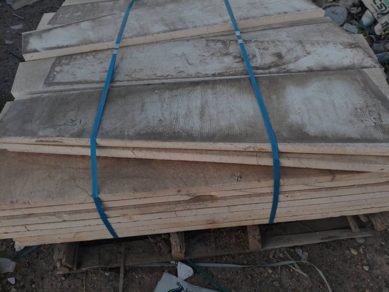 فضلات مرمر 60 ×60 + 30 ×60 + بايات  بسعر  مقارب للبلاش مناسب جدا  
الي يخدمنه يجي عليهن باجر 
*********** واتساب فقط
