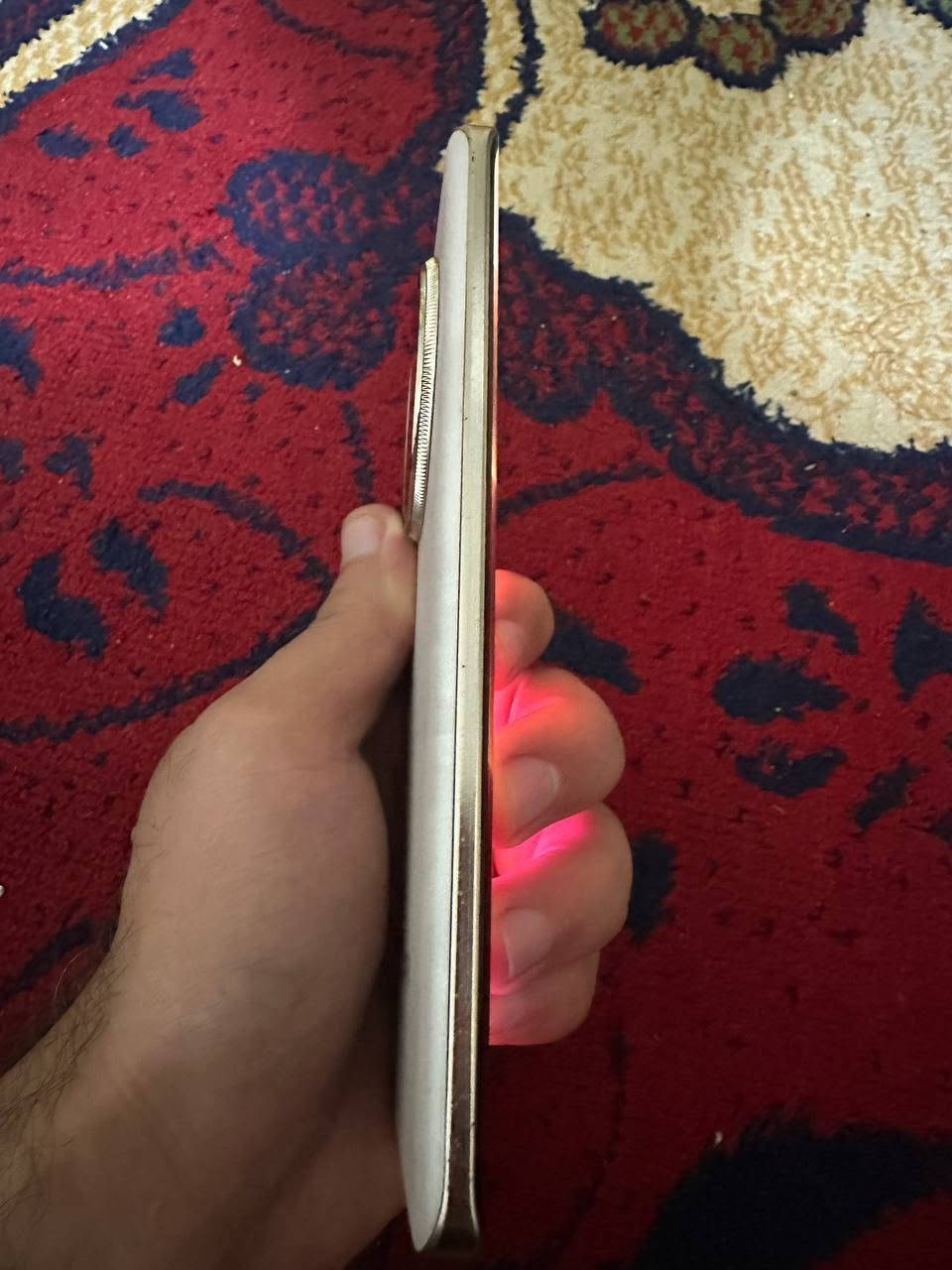 للبيع ريلمي 13 برو بلاس ذاكرة 256 فول نضافه 350 الف مكاني بغداد ***********
