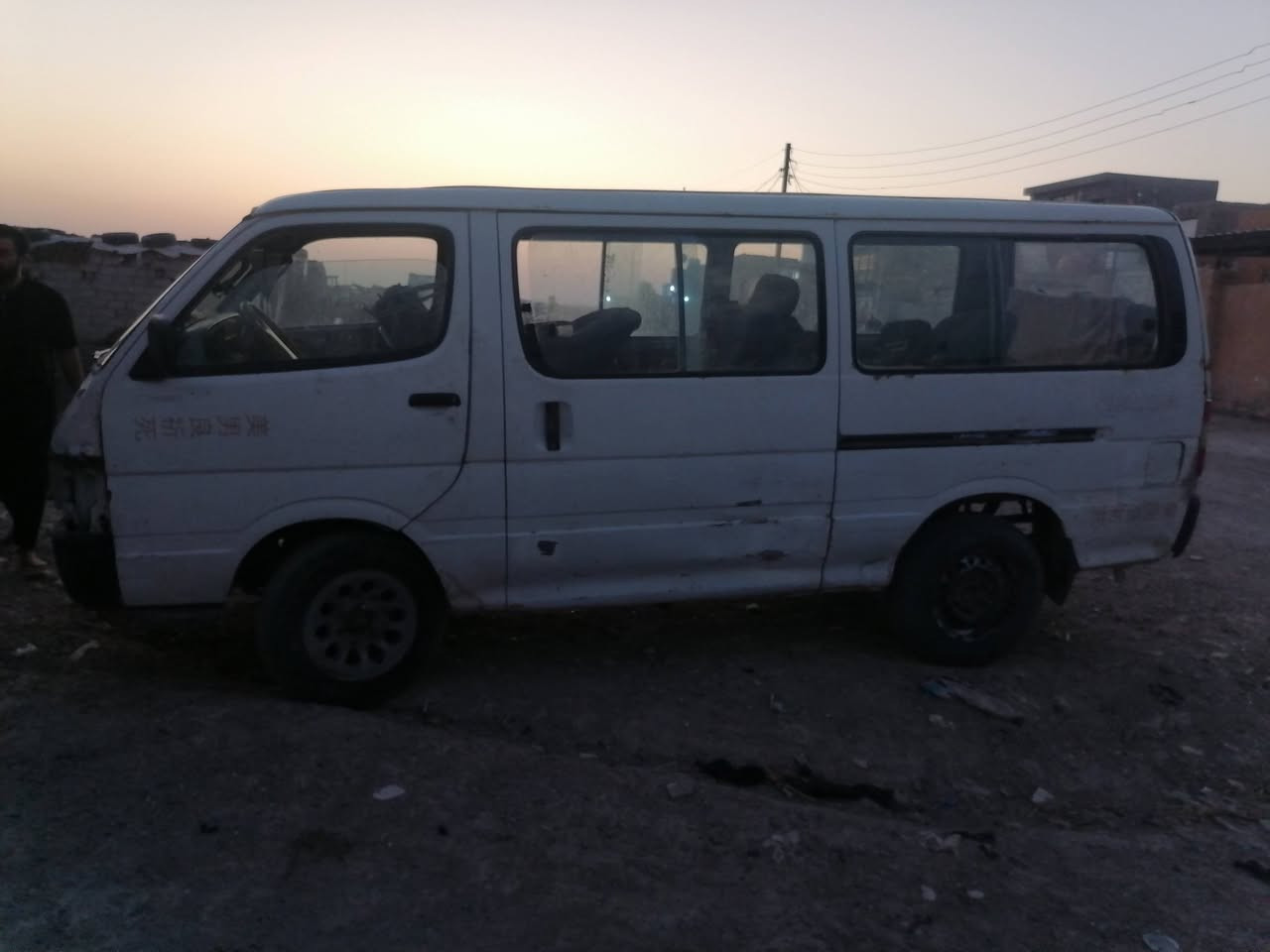 هايسه موديل 95 ياباني سنويه نافذه. راعيها كربلاء مواصله رقم بغداد السعر 20 وبيها مجال رقم صاحب السياره ***********‪ مكلف بالنشر.. العنوان واسط كوت
