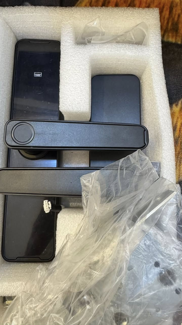 قفل باب بهيج شكل بعده جديد بصمه ورمز ومفتاح وشاشه كامل


**إذا كنت صاحب هذا الإعلان وتريد حذفه لأي سبب، رجاءا أرسل رسالة إلى الدعم الفني**