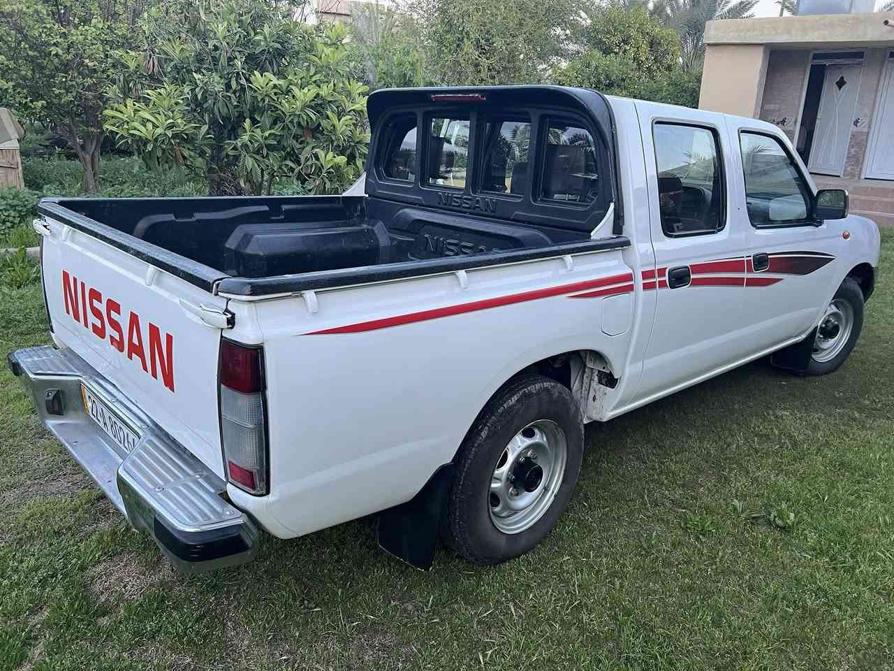 السلام عليكم 
للبيع نيسان بكم ٢٠١٠ 
رقم اربيل هزه بعده مو منتهيه تحويل مباشر 
بيه بارد بالباب شخط بعده ما مصلح 
كير محرك شرط ما مفتوح ع بلاد تخم تاير جديد 
مكان السياره تكريت / العلم 
السعر ١٢٧ وبيه مجال 
سونار موضح بالمنشور 
تفاصيل ***********
