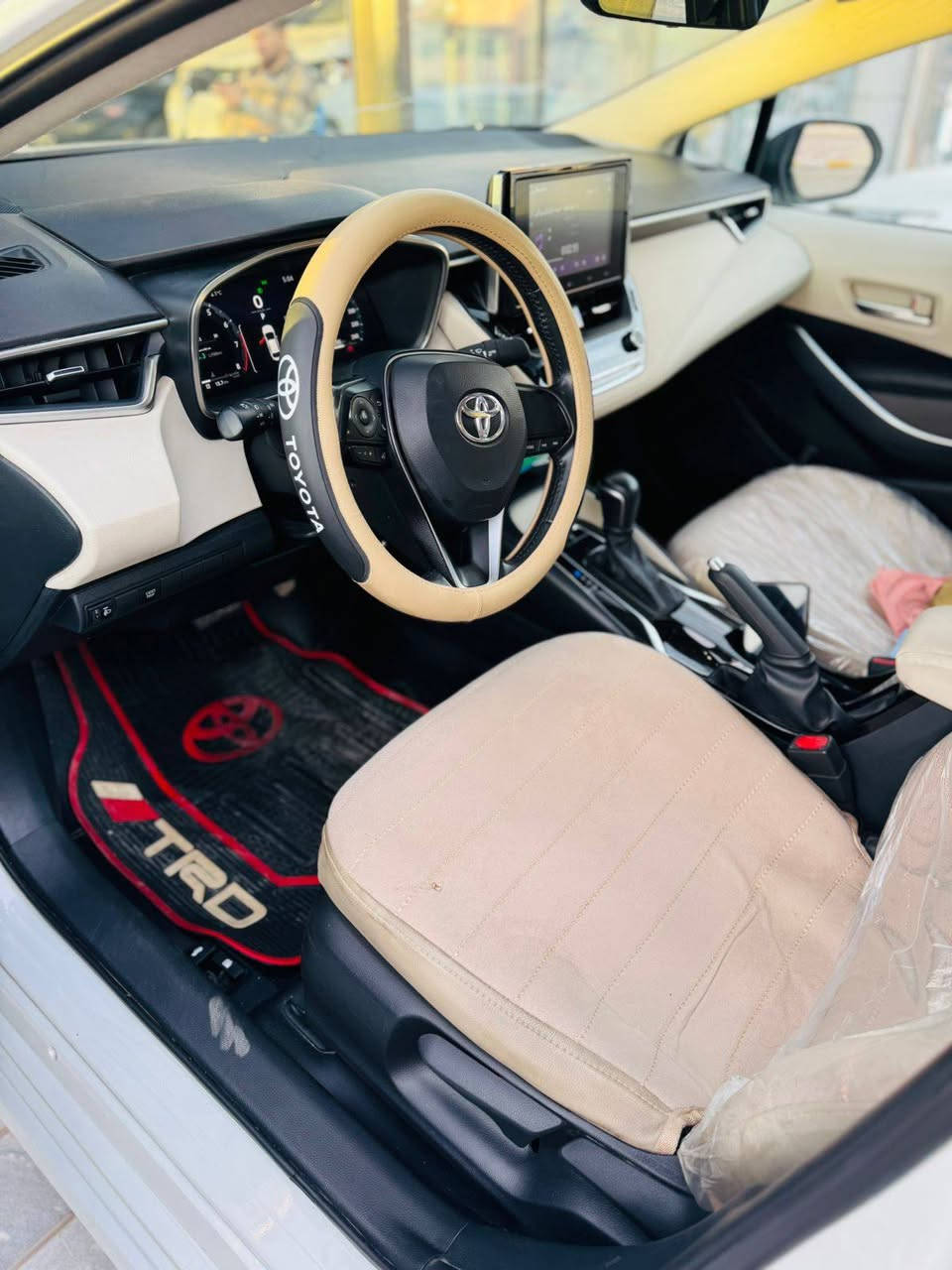 .تيوتا كورلا
.السعر:185 وبيها مجال بسيط

.السلام عليكم اخوان سيارة تيوتا كورلا 2024 خليجي شركة SAS للبيع او مراوس فقط شمالي.

. السياره كلين وسونار مرفق مع المنشور .

. المواصفات الخليجي معروفة فول 1/1 

.بصمة

.فتحة

.شاشه كبيرة

.نظام قياده ايكو سبورت ونورمال

.مري شفط

.حساس امامي خلفي

.بصمة ابواب

.دبل بصمة

. ويل كاب 

.السيارة رقم سليمانيه بسمي تريد وكاله تريد تحويل اني حاضر.

.السيارة ماشية 45 الف كيلو قابل لل زيادة

.مكان السيارة :ديالى خانقين معرض الحاج اركان.

. للمعلومات اكثر اتصال على ال رقم الاتي:

***********
