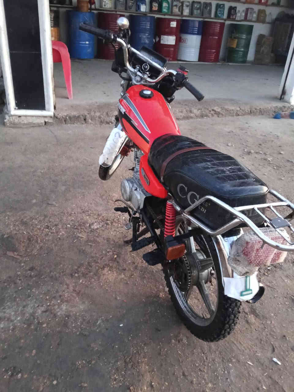 محرك زين مكاني طريق جبله ناحيه 

السعر 385 وبيها مجال قليل 

للستفسار ***********
