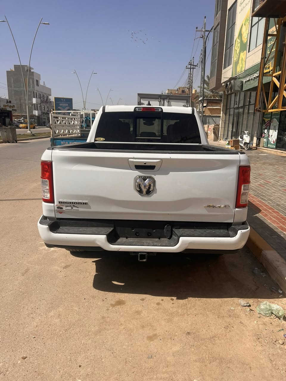 السلام عليكم
رام سبورت بك هورن  6 سلندر. مكينه 3600موديل 2024 بدي طويل باب طويل المرغوب حادث جاملغ امامي وبنيد بدون دواخل نهاىيا بدون. رقم تترقم جميع المحافظات مكاني. حله معرض احمد. النافعي. مقابيل مطعم ثابت سعرها 285 وبيها مجال استفسار ‭0776 386 3490‬
