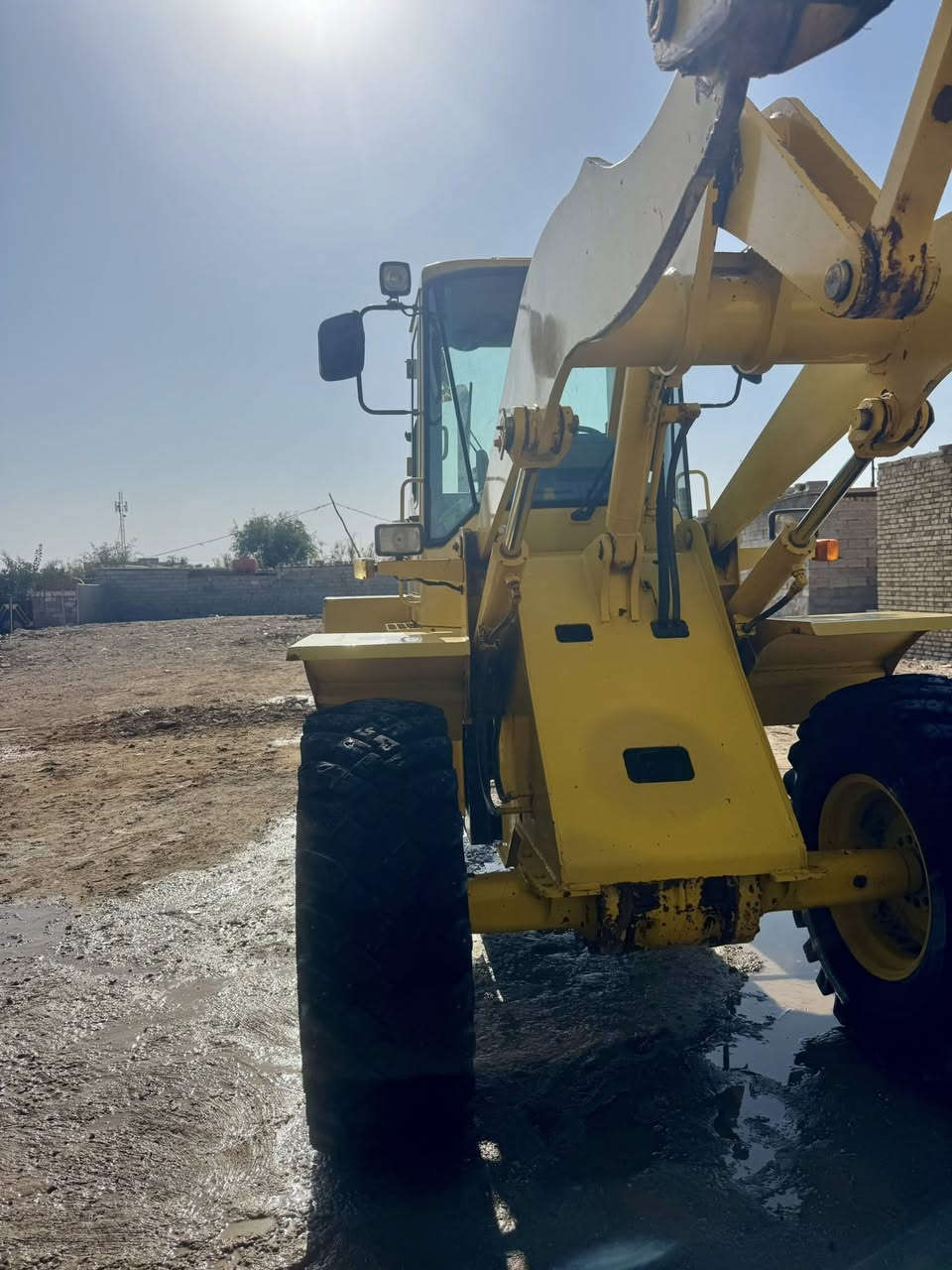 تحياتي للجميع 
كاوسكي  50/ZA
دخول جديد 
كفاله عامه 
كله مشروط 
مكان ديوانيه 
السعر 375$
***********
***********
—
