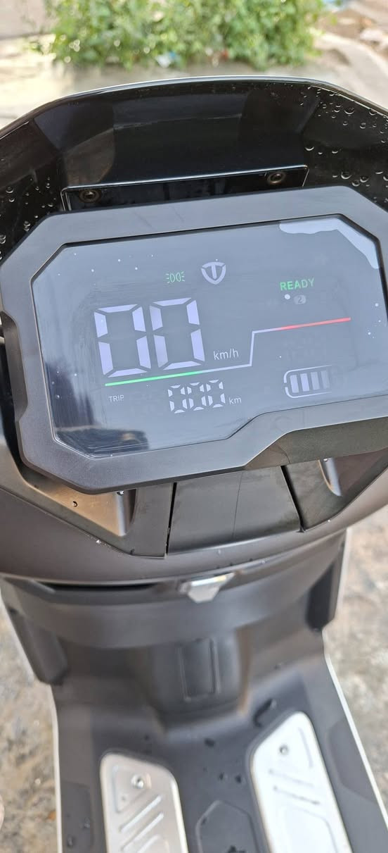 سلام عليكم بيع مستجعل حيل متوازي عليهه الشعر
٩٥٠الف جديده الله شاهد استعمال شخصي شهر واحد فقط سرعه 70حقيقي تمشيك 70كيلو  6بطاريات دراجه حيل جديده 
رجائا المو شراي لا يطبلي فدوه العينكم عنواني بغداد البنوك 
رقم الهاتف ***********
