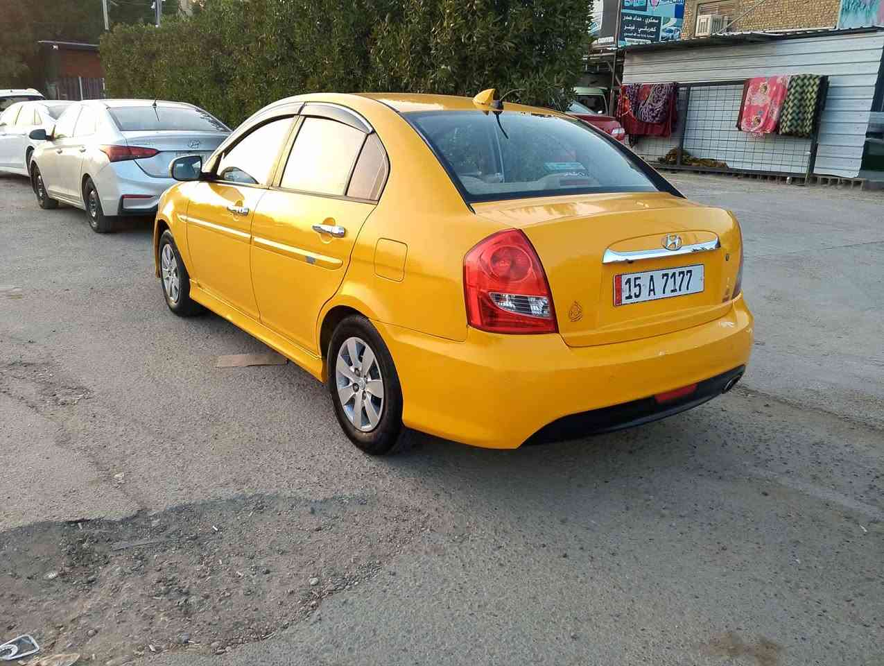 هونداي اكسنت موديل 2010 خليجي بدون حادث  رقم انبار مميز دولي بسمي دوشمه عامه سياره جاهزه بدون اي نقص مواصفات مري اشاره كشنات دتفه شاشا كامرا حساسات فول تحكمات سعره 84 مكاني بغداد الرقم ***********
