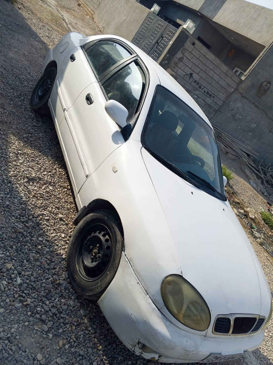 سيارة دايو لانوس للبيع.م.2000
تبريد مابى تايراتة نظيف بيه نواقص بسيطة شرط تحويل بيهة كوبون بنزين.
السعر 30 وبيه مجال بسيط..للأستفساراتصال على هذا الرقم***********

