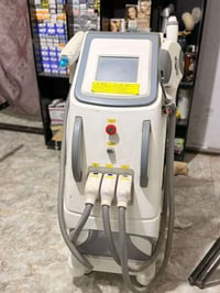 جهاز ليزر • مستعمل شوية • بغداد سويب