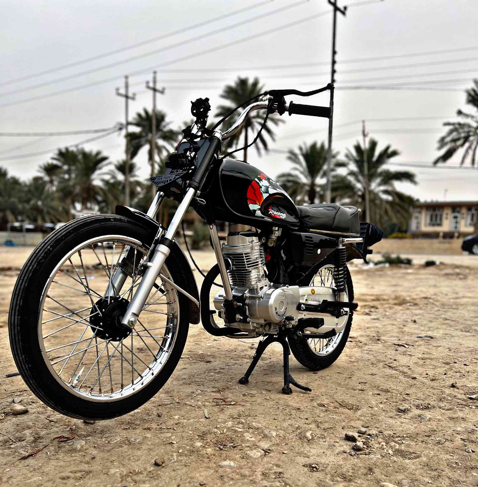 سلام عليكم دراجه حربي للبيع اوراق ب600 وبيه مجال مكاني بابل محاويل ***********
