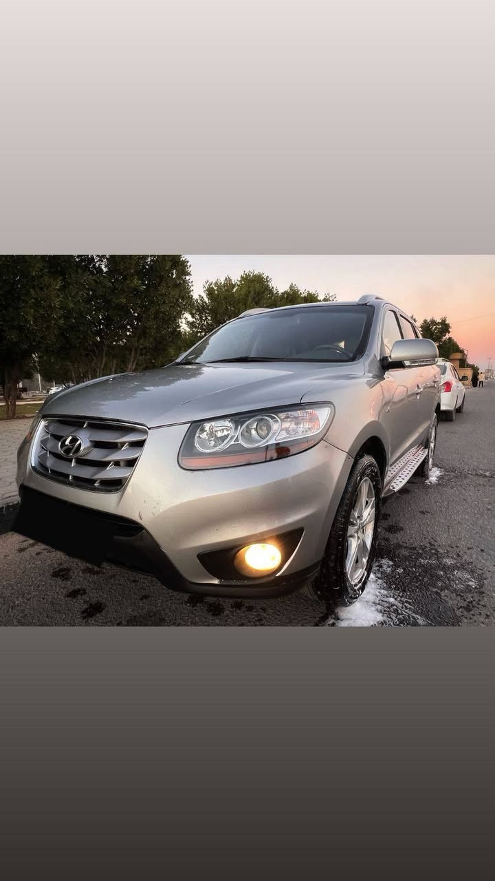 السلام عليكم ورحمة الله وبركاته
ادوات ادوات كصتين دخول جديد 
سياره سنتافي كاز ⛽️
7 راكب 
مديل 2010
كشنات تدفئة تبريد 
مري شفط 
شاير بلمري 
تحكم ستيرن 
حساسات خلفيه 
تبريد قطعتين
مانع انزلاق 
نظام توفير الوقود 
تخم تاير
سعر  51
مكان بصره 
يتصل على راعيها انا مكلف 
اي ستفسار وذا مراوس ***********
