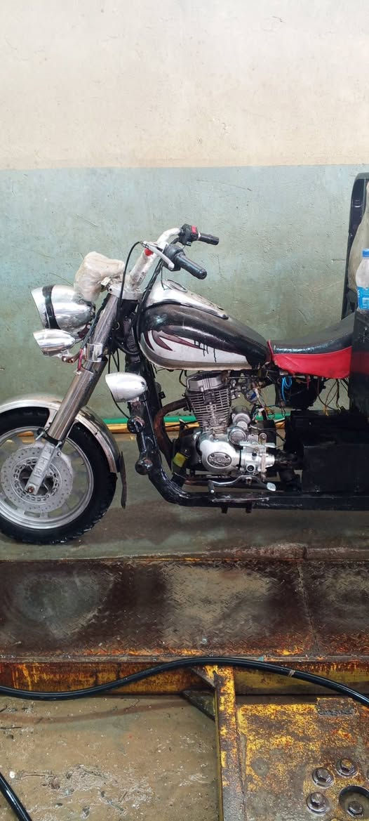 ستوته كلك مكفوله ستوته مال شغل مو مال كشخه مال مواصلات كل شي مابيه شغاله مفتوحه صارله 5 تيام من حفتته تايرات جدد كير بوس جديد  برادله بس باتري تشتغل سلف سعره 550 بيه مجال. قفل قفل🔐🔓🔒508  مكاني نجف حي نداء ***********بي واتساب سيد حسن
