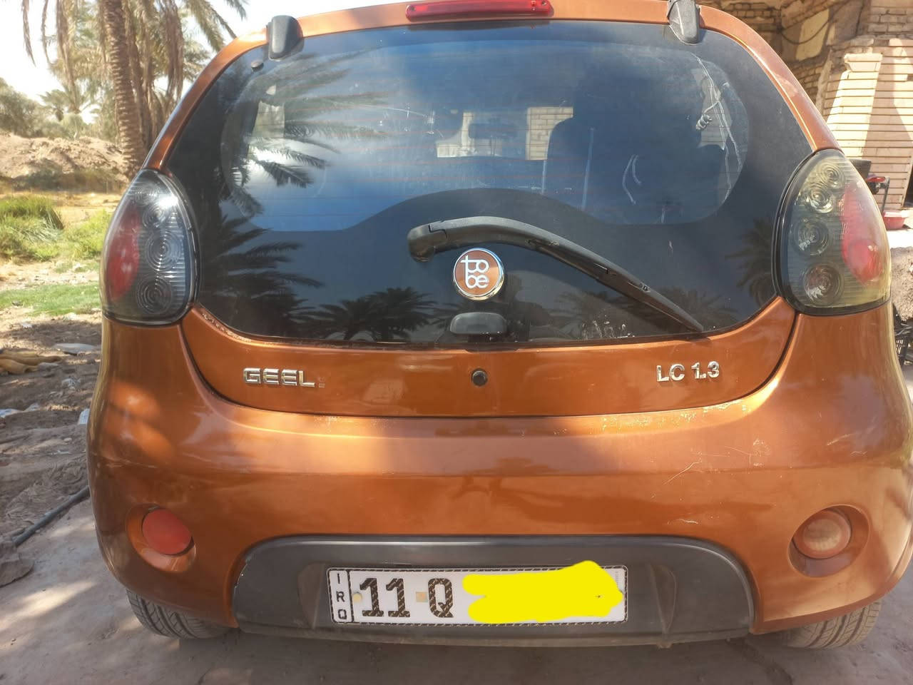 بانده للبيع ٢٠١٢ بسمي رقم ألماني سعر ٥٠ ورقه وبيه مجال سياره جاهزه من كلشي نقصه يدات مال بيبان فقط ***********
