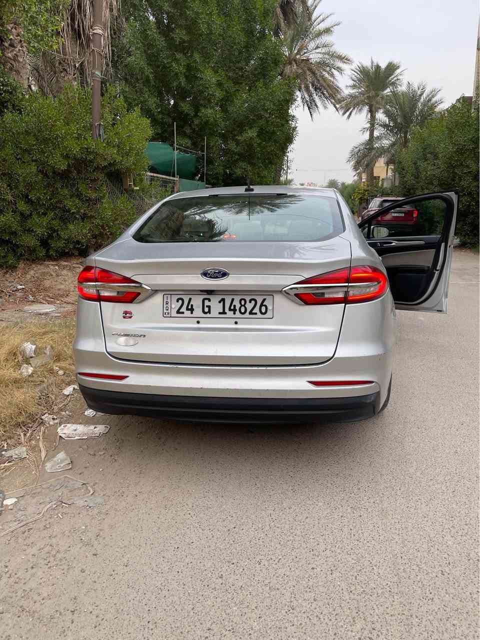 فورد فيوجن 2019 محرك 2500 

تنفس طبيعي سيارة جديدة جدا

حادثها سطحي بدون دواخل بنيد وجاملغ جهة السكن
ضايفلها منظومة غاز LPG ببغداد وبعدها تحت الضمان
سيارة كير محرك والبدي كله بشرط 
ومكفول سيارة متصرف عليها ربع دينار
(تخم تاير جديد دهن كير ومحرك جديد) 

(سستم صوت ضايفلها 6 سماعات مع دمامات خلفية)
(لايتات ناصي وعالي led)
(داش كام ماركة ازدووم الاصلي... 
تصوير امامي مع مقصورة
 القيادة هدية مع السيارة) 
رادار امامي جانبي السيارة صفر مسج
بأسمي رقم دهوك
سعر ١٣٣
*********** بغداد, العراق
