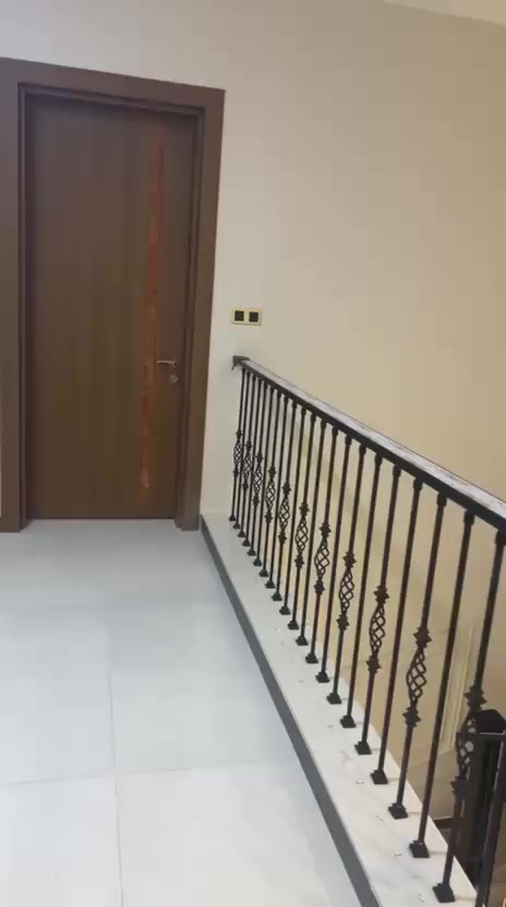 السلام عليكم ورحمة الله وبركاتة
نقدم لكم اخر الاعمال من محجرات المنيوم 

محجر جانبي حديد والقبضه المنيوم مربع ودنك ايضا المنيوم 

***********
