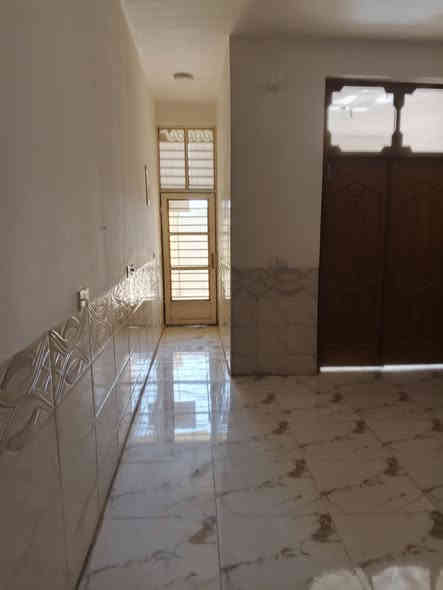 مشتمل للايجار في بابل حي الشهداء قرب مول اهل الخير كاع كريم جدوع مساحه 100م على غرف نوم 2 سعر 300الف قفل على رقم ***********
