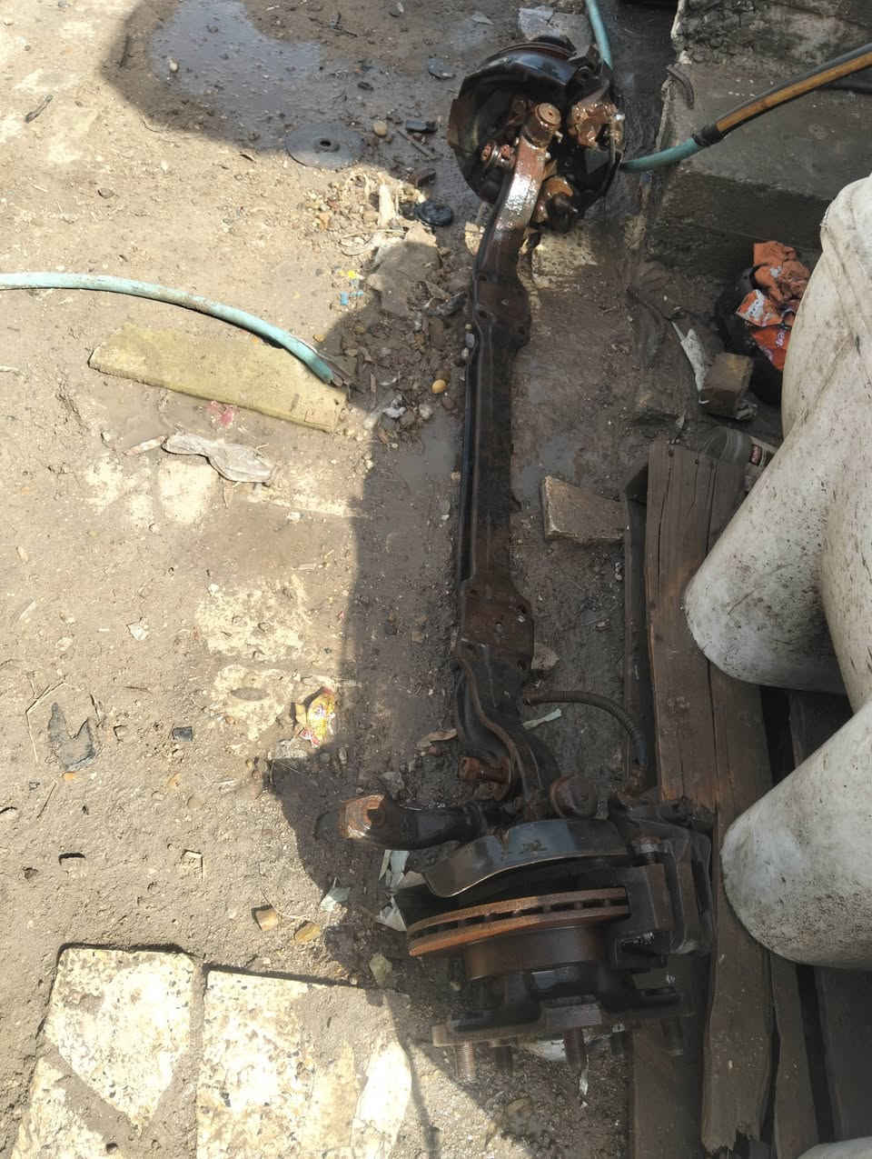 سلام عليكم اكسن للبيع كنتر عظم مربع ***********
