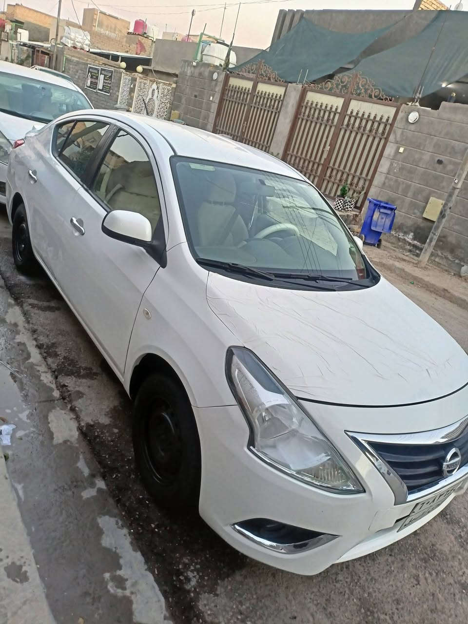 سلام عليكم نيسان صني هندي خليجي موديل 2020 رقم اربيل سنويه منتهيه صارله 4 اشهر سياره بيه باج وجاملغ تبديل بدون ضربه داخله اثر شخط وتبدلن كير مكينه كفاله حداديه جديده تخم تاير جديد ماشيه 170 تبريد ثلج سياره جديده وجاهزه سعر، 89 وبيه مجال مكان البصره لاستفسار ***********
