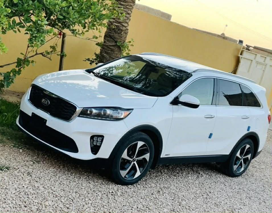 سورنتو 2019 وارد امريكي 
رقم انبار دولي ومكانها الانبار 
محرك V6
اربعة انظمة قيادة
كشن كهرباء
فور ويل 4 
سبعة راكب 7
شاشة كبيرة
مانع انزلاق 
نقطة عمياء 
قطعتين تبريد  
A/C .MAX
كامرة خلفيه
كير محرك مكفول ومامفتوح 
السياره ماشية 82 الف
السياره مكفوله من الضرر فقط دعاميه خلفيه بامريكا وراجعه نفسه بدون صبغ + بالعراق جمالغ امامي جهة السايق بارد بسيط جداً . السياره كلش جديده 
للاستفسار ***********
السعر 200 مجال بسيط
