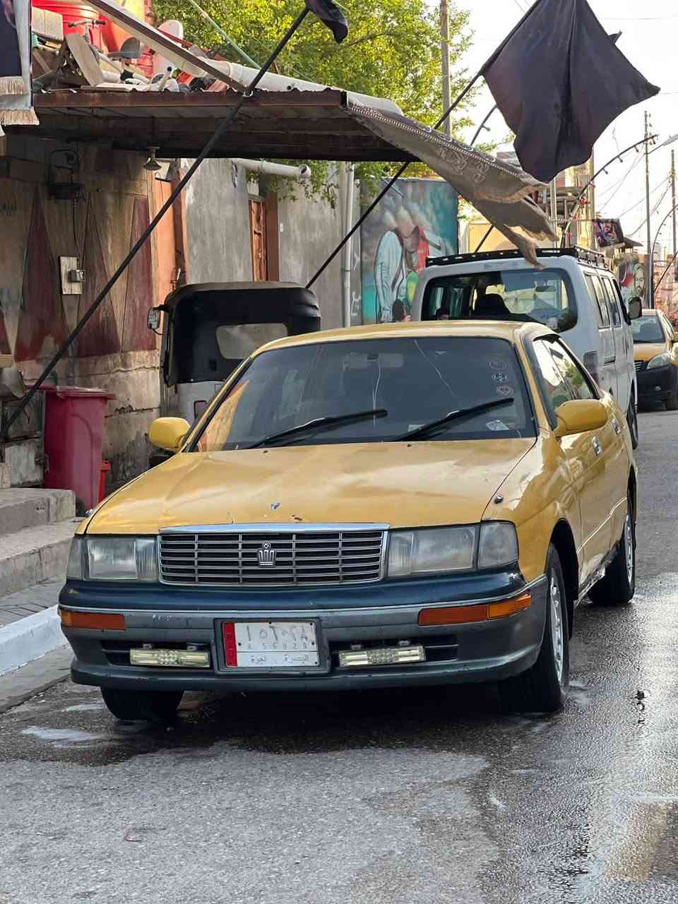 بطه البيع متصل مكفولة من الكصه والنقل جثه والضربه بيه طخات بصيطه  مكينه جديده غرفته جديده تخم تاير جديد مكان بصره حي الحسين  رقم تليفون ***********   السعر 38
