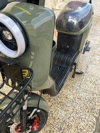 دراجة كهربائية • ٥ بطاريات • بطاريات فيتنامي