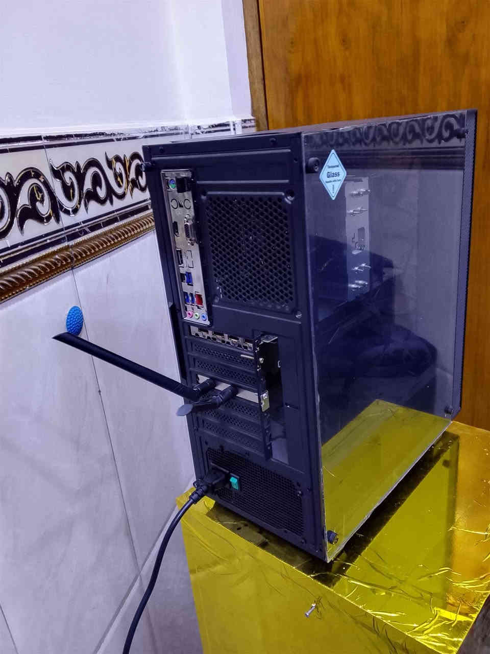 PC Gaming للبيع – نظيف جدًا
كمبيوتر ألعاب تجميعة قوية، استعمال شخصي خفيف، نظيف جدًا وما بي أي عيب، جاهز للتجربة والمعاينة.
مناسب لألعاب 1080p و 2K على إعدادات عالية.

المواصفات:

CPU: Intel Core i5-12400F

GPU: Gigabyte RTX 3060

RAM: 16GB DDR4 3200MHz

M.B: ASUS H610M-K D4

SSD: NVMe M.2 1TB

PSU: MSI 600W Bronze

Cooler: Deepcool Gammax AG400

Case: Fantech CG77

 الكراتين الأصلية موجودة لجميع القطع

 قابل للفحص والتجربة
 حرارة ممتازة – أداء ثابت
 لا مشاكل، لا تصليح، لا أعطال

 السعر: قابل للتفاوض البسيط بعد المعاينة
 الاستلام يدًا بيد

للجادين فقط.
*********** 

السعر 900الف البصرة, العراق
