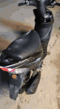 السلام عليكم دراجة ماكس عدلة دراجة رمبة قبل شهرين منزليها محرك مامفتوح ابد كفرات مختمةاصلية كهربائيات كلها شغالة حتى كيج بانزين منفسيها موجود محرك ناعم نكرة سلف وبلعافية على ياخذها السعر 750 وبيها مجال حك الجية
العنوان بغداد الشعلة 
رجاءً ماجاوب خاص متوفر واتساب على رقم عراقنا 

***********
***********
