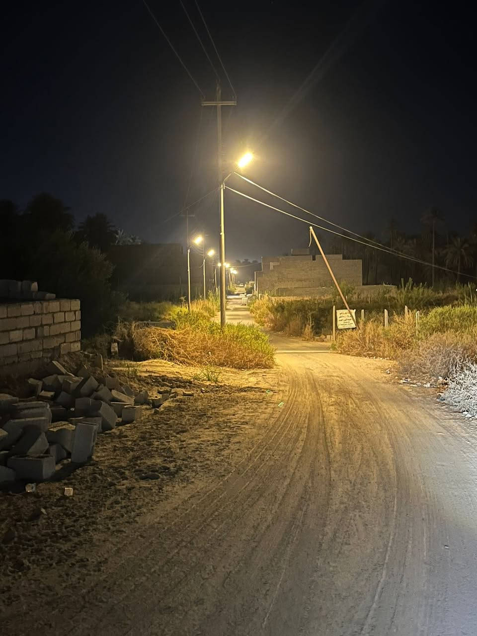 ✅لا تفوّت الفرصة وحقق حلمك الآن!
✅قطعة أرض للبيع – فرصة ذهبية! ✅
📍 الموقع: بعقوبة - التحرير، دور القضاة، طريق بهرز، خلف دار الضيافة
📏 المساحة: 100 متر مربع (طابو زراعي سند 25)
📐 الأبعاد: واجهة 5 متر × نزال 20 متر
🔌 الخدمات: ماء ✅ كهرباء ✅ إنارة ✅ تبليط ✅
☎ للتواصل: ***********
📞 لا تتردد – اتصل الآن وامتلك مستقبلك!
