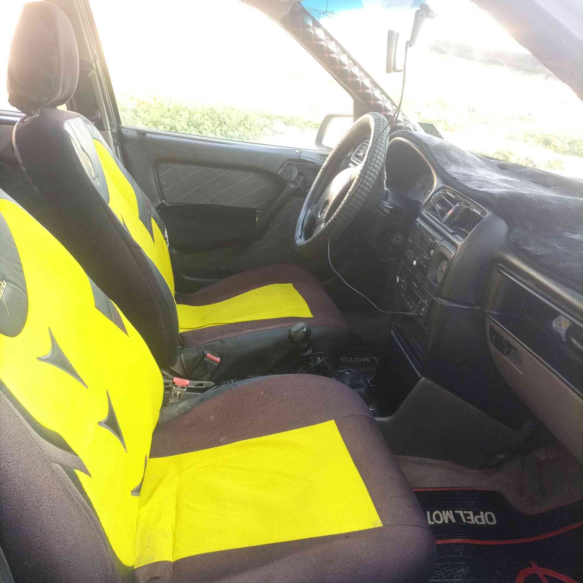 سلام عليكم أوبل فكتره مديل 1991   محرك 1600  رقم انكليزي وسنويه لحد 2030 مجدده  سياره خير من الله محرك لابخار ولاتنقيص كيرها خير من الله  حداديه كهربائيات كلها جاهزه  
العوان :ديالى خان بني سعد
السعــر: 32 وبيها مجال
رقم الهاتف:  ***********
