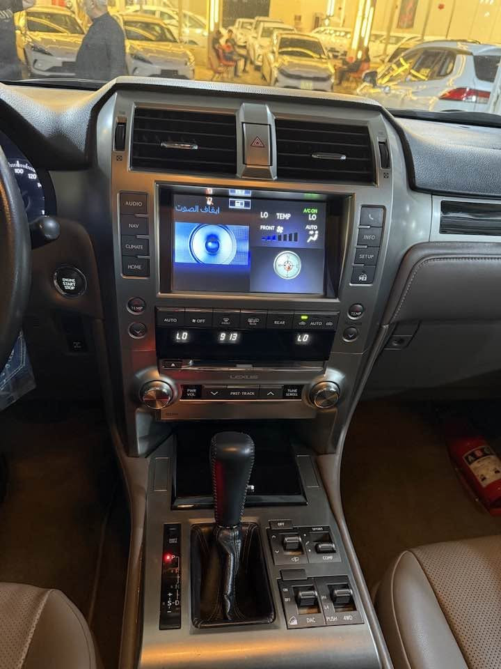 لكزز GX 4600 خليجي 
محرك 8 سلندر 
موديل2019 
مكفولة من بارد صبغ وتبديل و فتح حتة دعاميات و شخوط 
بصمات 2 
رقم اربيل بسمي تحويل   وكالة 
مواصفات 
جكات جوبلس
كيجات الكتروني 
شاشات عدد 3
كشن ذاكرة 
ستيرن كهرباء 
لايت 4 عدسات زنون 
فتحة بل سقف 
سيارة فول مواصفات
للاستفسار اتصال 

***********
