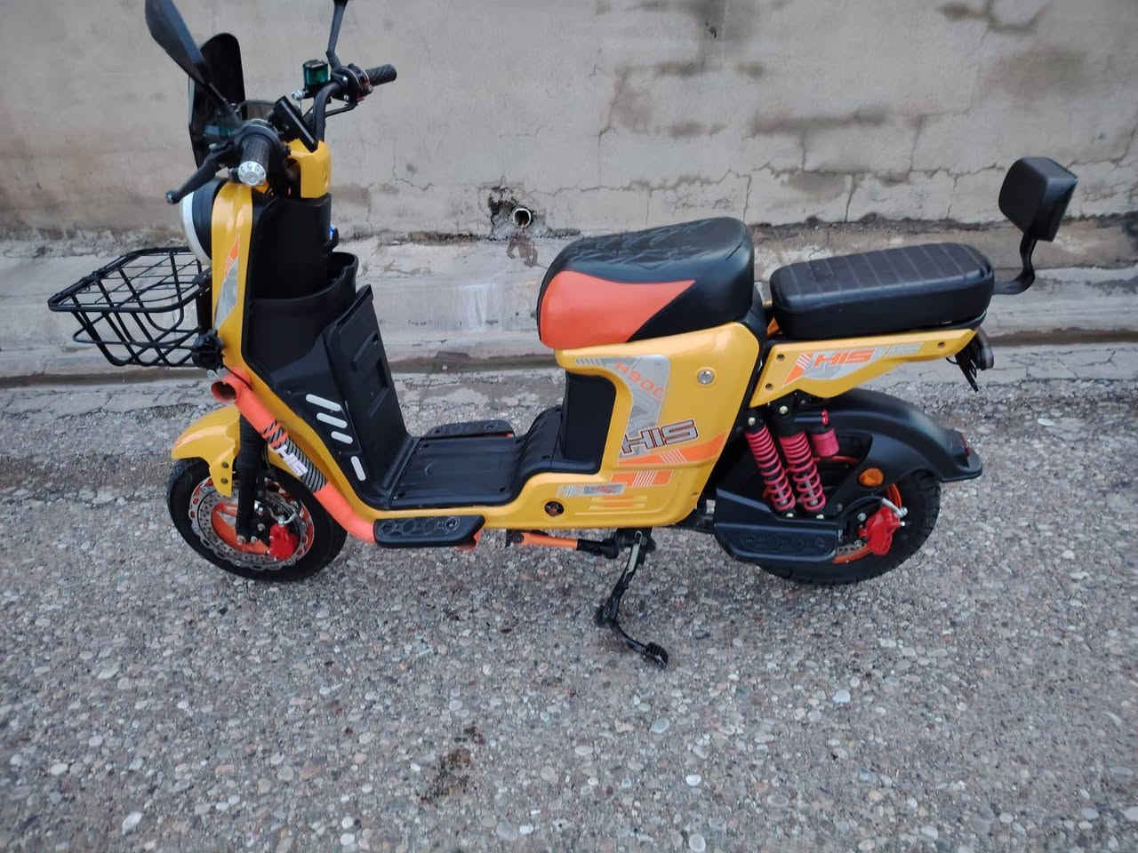 درجه شحن للبيع موديل 2026 فول مواصفات مستخدم شهر واحد سعر 450 بي مجال ***********
