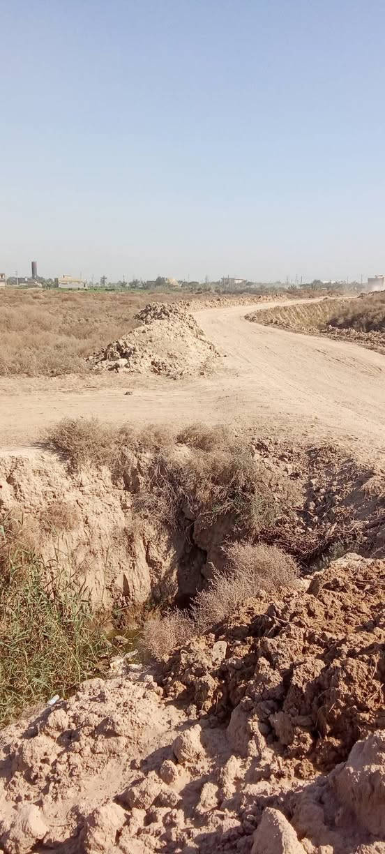 متوفر دوانم زراعيه شارع عرضه14متر ومي شتاء وصيف وكهرباء الدوانم قريب من الملعب الدولي مكان راقي وبي مستقبل  تريد دونم تريدقطع نص دونم هم اكو حسب الطلب وتساب ***********
