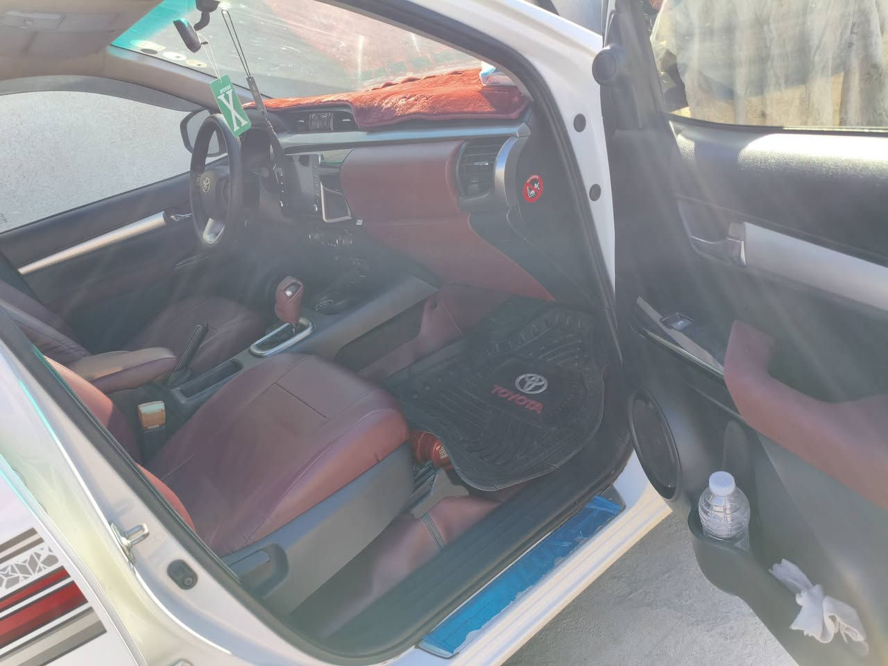 سلام عليكم تيوتا هايلوكس 2022
سياره كفاله كير مكينه كفاله  تبريد ثلج + تدفئه 
كشنات تدفئه وتبريد 
سياره ماشيه 70الف  حقيقي  مالبيت
كير اوتوماتيك  رقم اربيل بسمي 
سياره جديده بمعنا الكلمه 
رقم تلفون ***********
