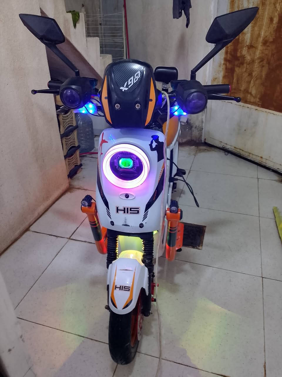 للبيع سعر ٣٥٠ بي مجال ***********
