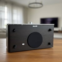 يتوفر mb3 كهربائي نوعية ممتازة  ينربط على الموبايل عن طريق الاوكس  صوت...